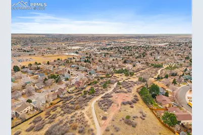 3930 Vicksburg Terrace, Colorado Springs, CO 80917 - Photo 8