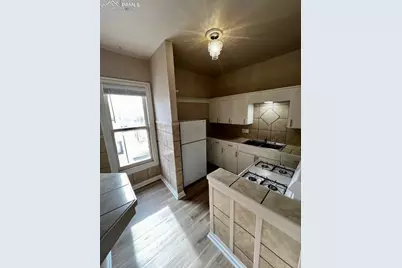 211 Broadway Avenue, Pueblo, CO 81004 - Photo 10
