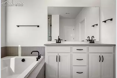 9256 Wolf Valley Drive, Colorado Springs, CO 80924 - Photo 20