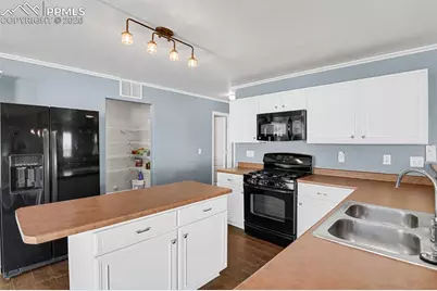 7934 Campground Drive, Fountain, CO 80817 - Photo 16