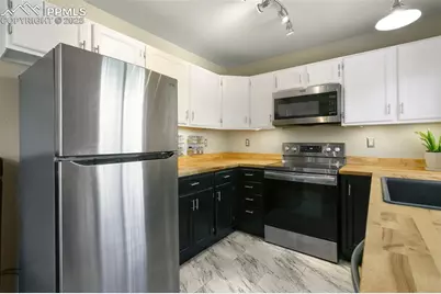 4265 Dolphin Circle, Colorado Springs, CO 80918 - Photo 16