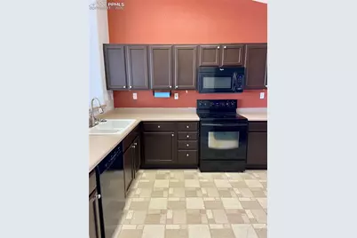 875 Aspenglow Lane, Colorado Springs, CO 80916 - Photo 4