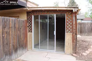 1014 Bonfoy Ave, Colorado Springs, CO 80909 - Photo 20