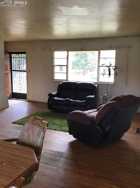 2518 Caramillo St, Colorado Springs, CO 80909-3062
