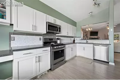 4910 Hawk Meadow Drive, Colorado Springs, CO 80916 - Photo 4