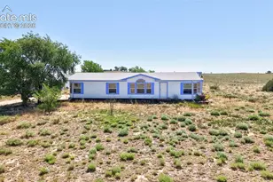 13860 Hobby Horse Ln, Colorado Springs, CO 80928 - Photo 2