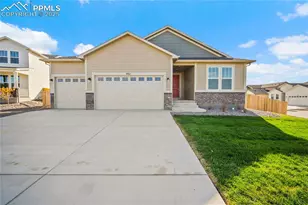 9168 Golden Buffs Dr, Colorado Springs, CO 80925 - Photo 2