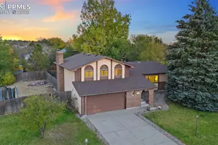 2095 7 Arrow Dr, Colorado Springs, CO 80915 - Photo 2