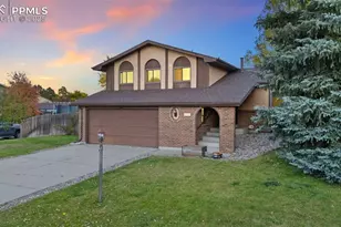 2095 7 Arrow Dr, Colorado Springs, CO 80915 - Photo 4