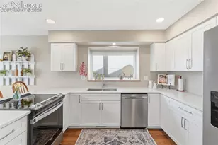 3370 Windjammer Dr, Colorado Springs, CO 80920 - Photo 16