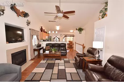 7410 Sun Prairie Drive, Colorado Springs, CO 80925 - Photo 4
