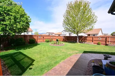 7410 Sun Prairie Drive, Colorado Springs, CO 80925 - Photo 28