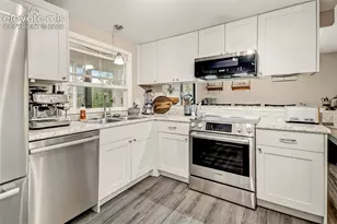 367 Raspberry Ln, Monument, CO 80132 - Photo 6