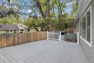 1527 W Cheyenne Rd, Colorado Springs, CO 80906 - Photo 4