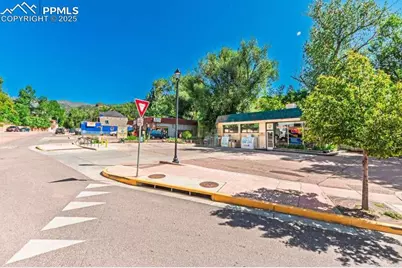 1106 Manitou Avenue, Manitou Springs, CO 80829 - Photo 4