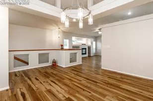 9506 Hollydale Ct, Colorado Springs, CO 80920 - Photo 8