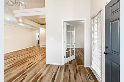 9506 Hollydale Court, Colorado Springs, CO 80920 - Photo 4