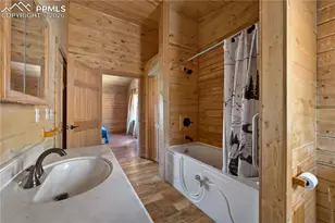 927 Stonehenge Dr, Florissant, CO 80816 - Photo 16