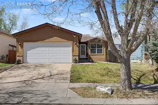 5770 Grapevine Dr, Colorado Springs, CO 80923 - Photo 2
