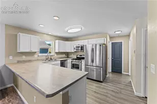 215 Porphyry St, Cripple Creek, CO 80813 - Photo 6