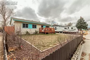 342 Mt View Ln, Fountain, CO 80817 - Photo 2