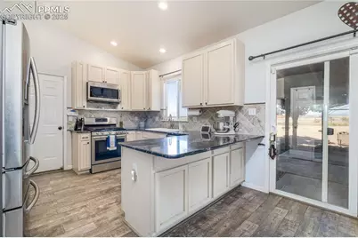 1173 N Obrien Lane, Pueblo, CO 81007 - Photo 4
