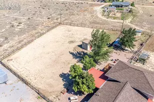 1173 N Obrien Ln, Pueblo, CO 81007 - Photo 40