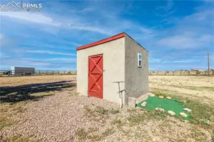 1173 N Obrien Ln, Pueblo, CO 81007 - Photo 32