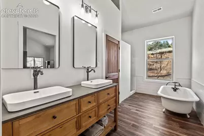 2270 Pikes Peak Drive, Florissant, CO 80816 - Photo 24