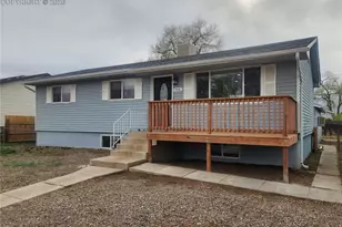 906 Arrawanna St, Colorado Springs, CO 80909 - Photo 1