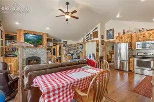 319 Maroon Lake Cir, Divide, CO 80814 - Photo 4