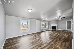 5705 John Ross Ct, Peyton, CO 80831 - Photo 4