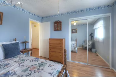 2233 Farnsworth Drive, Colorado Springs, CO 80916 - Photo 12