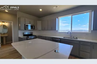 705 Belleza View, Colorado Springs, CO 80907 - Photo 12