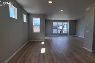 705 Belleza Vw, Colorado Springs, CO 80907 - Photo 18