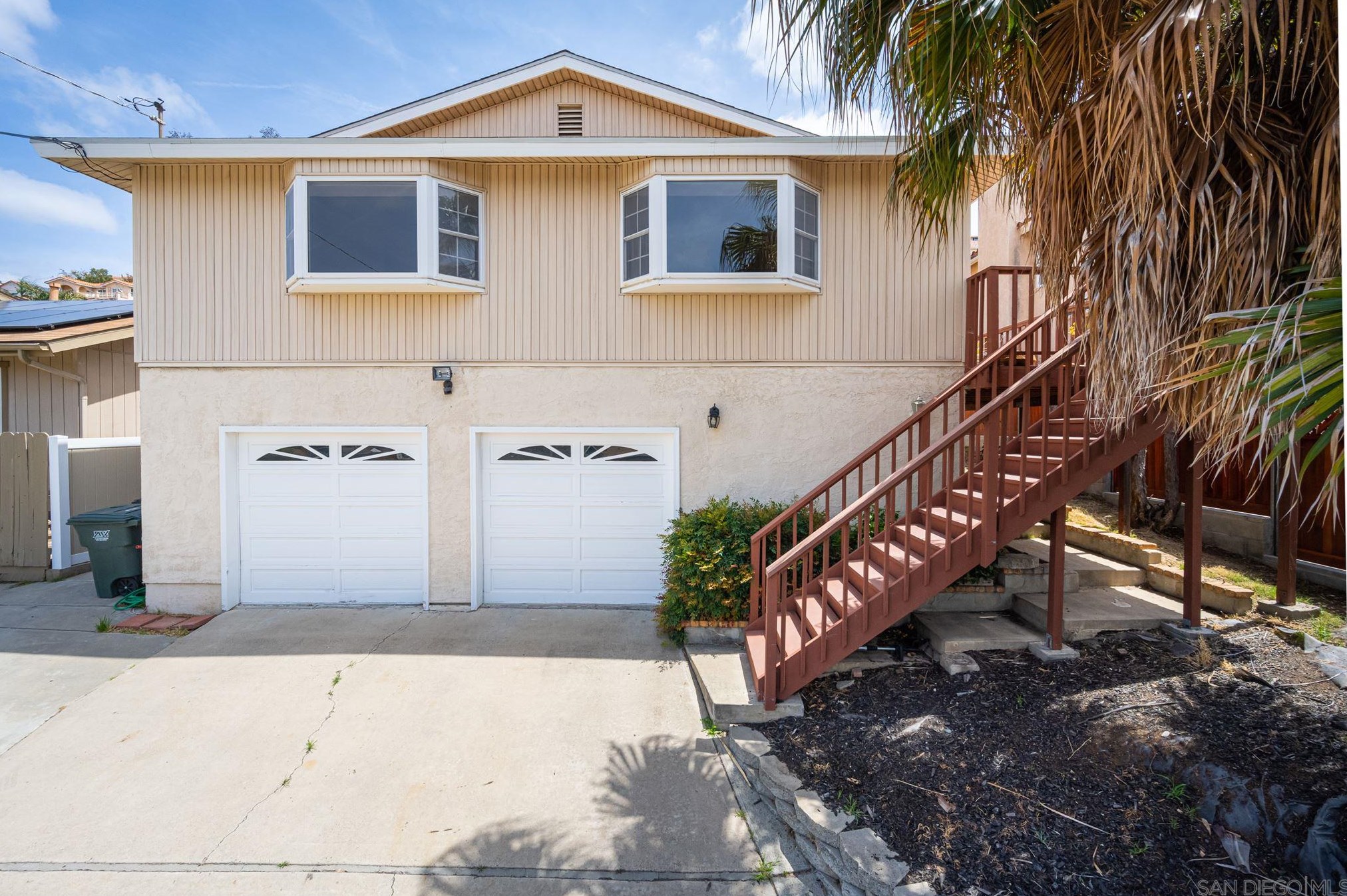1105 Portola Ave, Spring Valley, CA 91977-4528