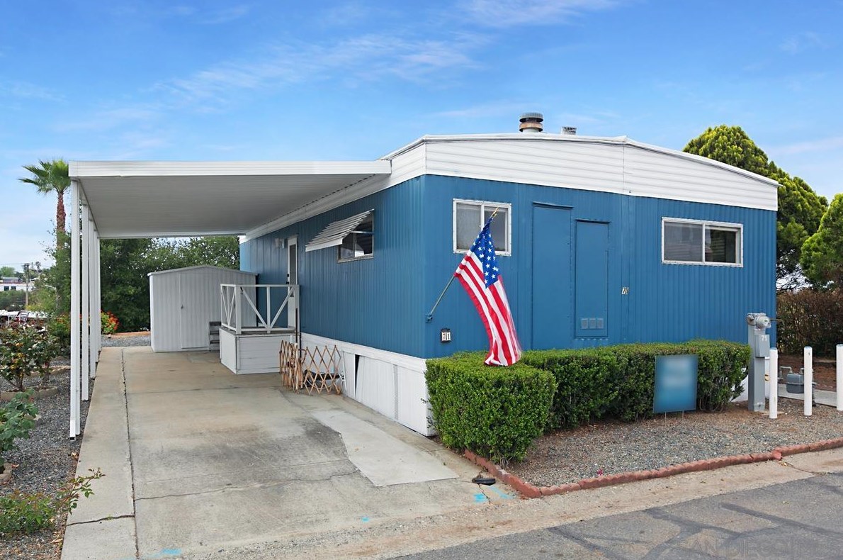 1120 East Mission Rd 71, Fallbrook, CA 92028