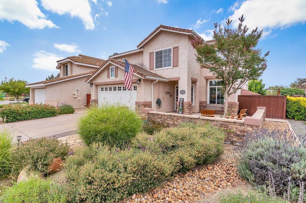 111 Wintercreek Pl, Santee, CA 92071