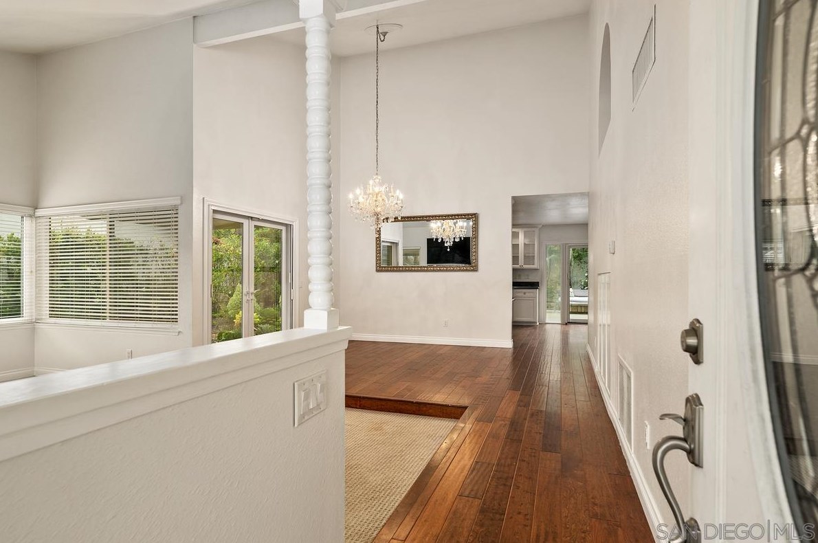617 Santa Helena, Solana Beach, CA 92075