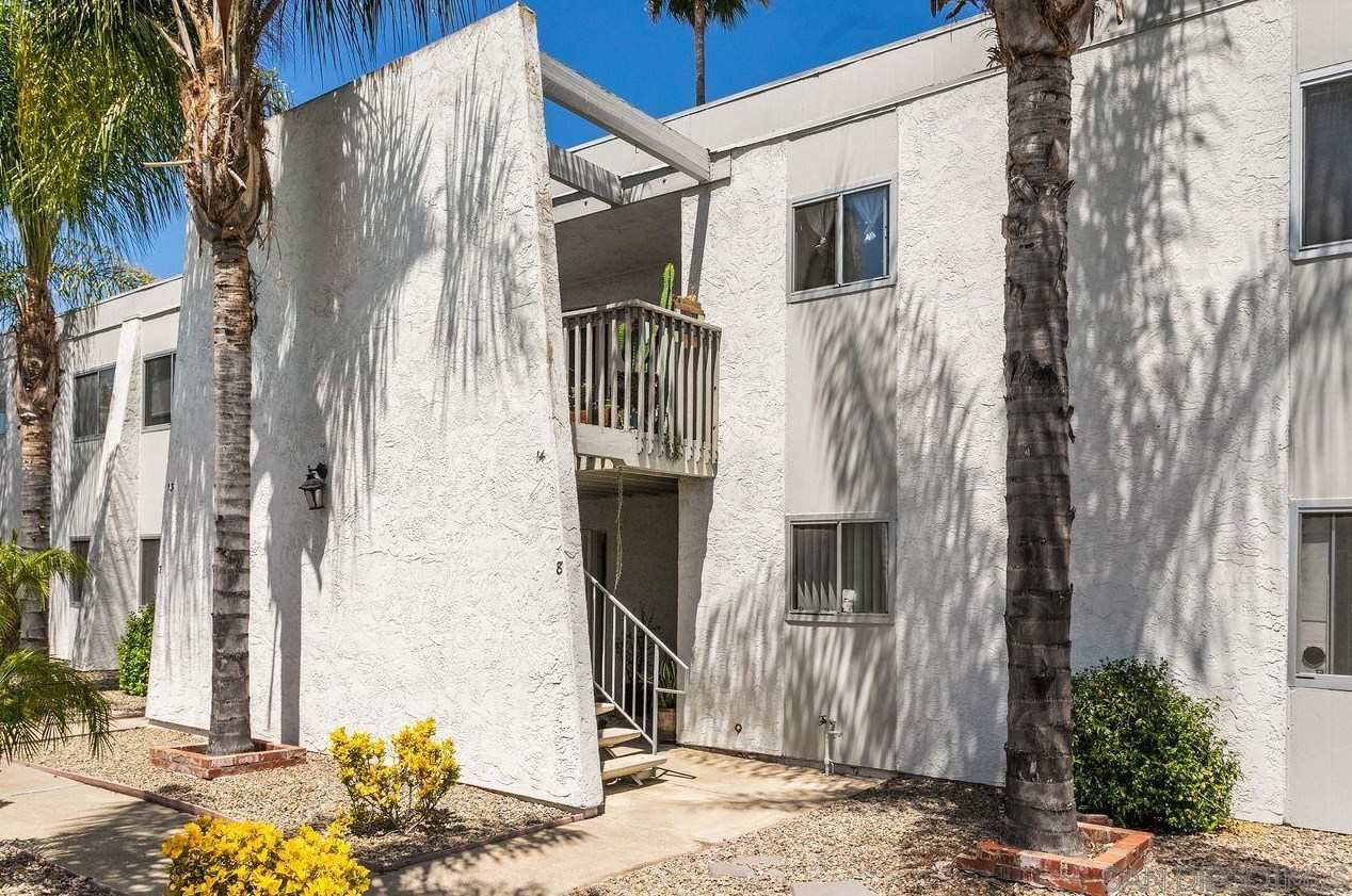 1550 S Maple St 8, Escondido, CA 92025