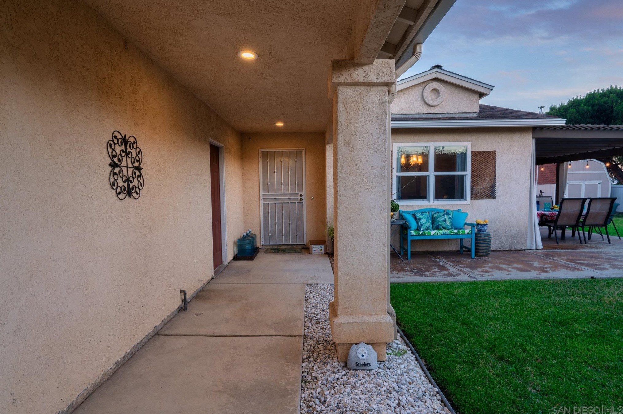 8811 Margaret Ct, Spring Valley, CA 91977-6613