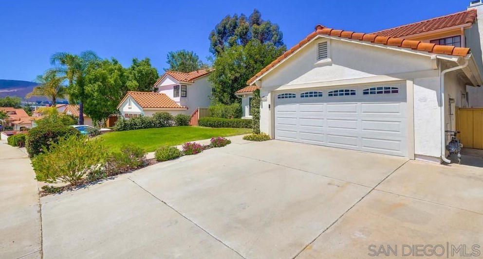 11026 Twin Pond Terrace, San Diego, CA 92128