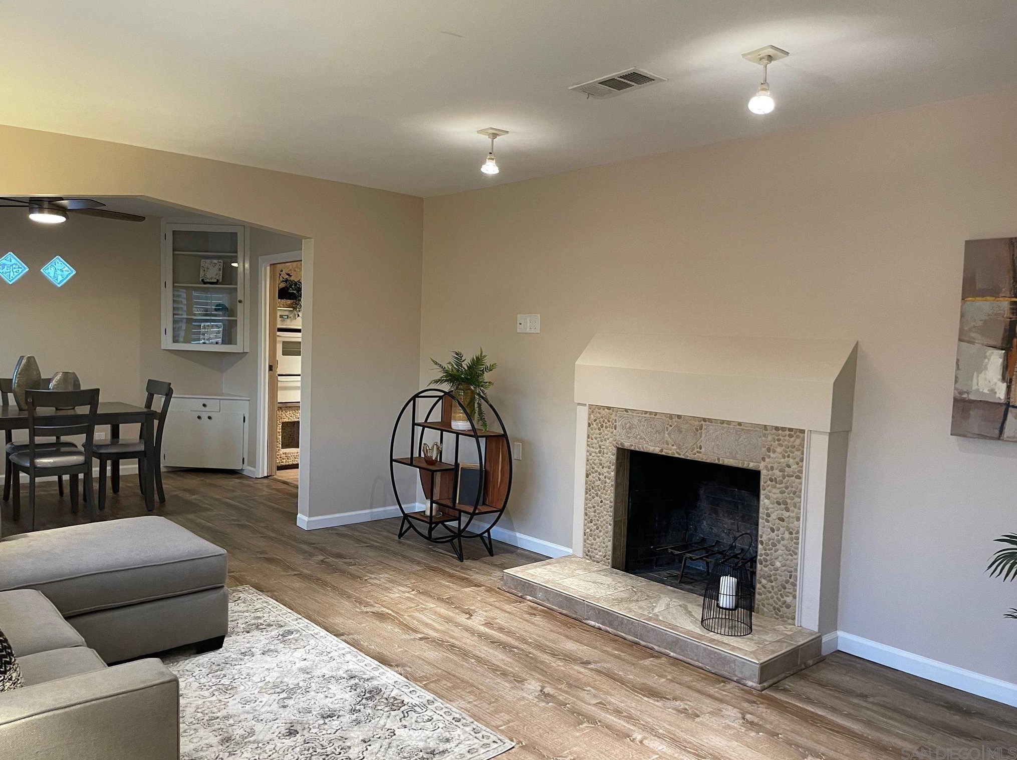 10109 Ramona Dr, Spring Valley CA  91977-1807 exterior