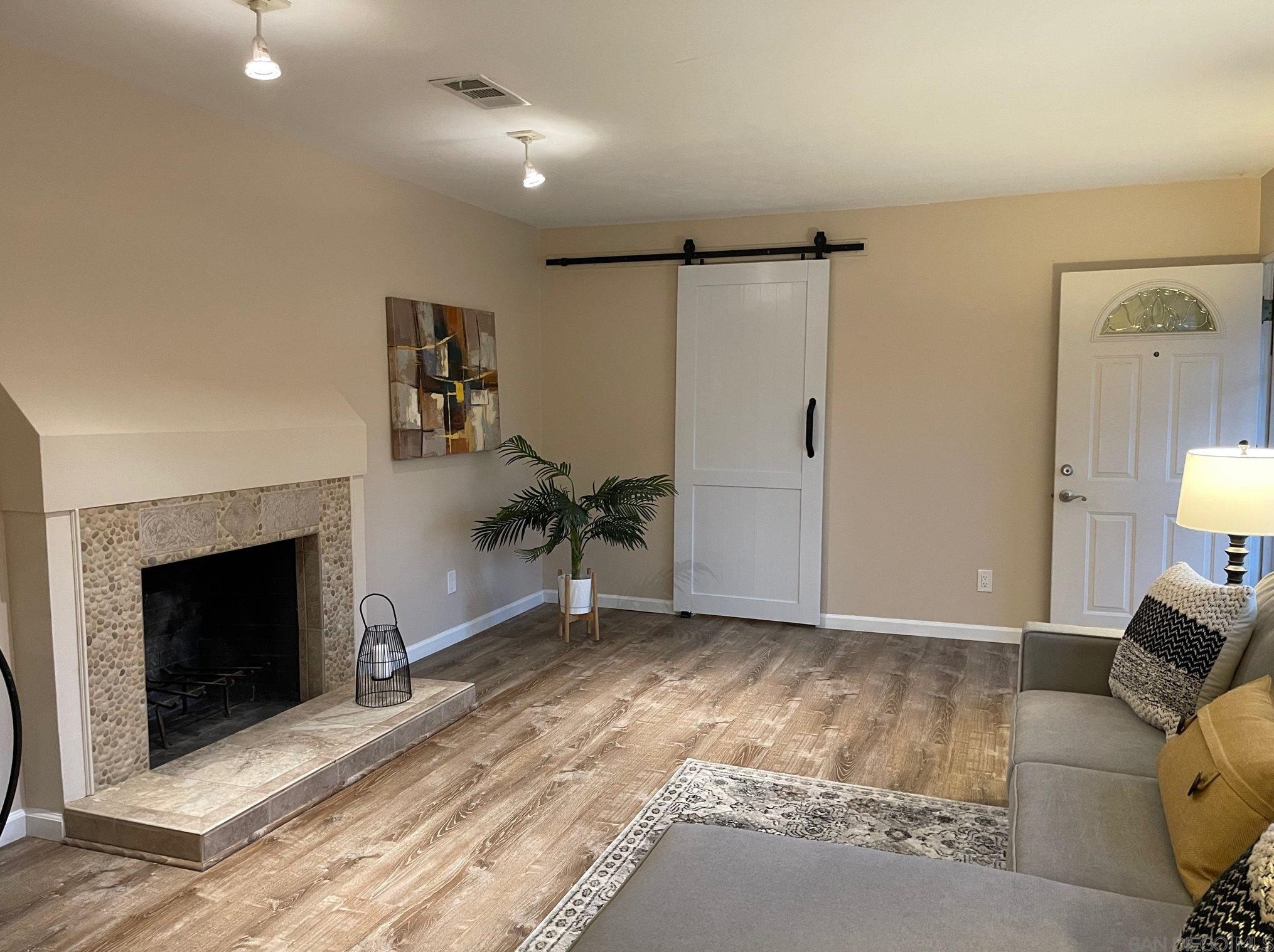 10109 Ramona Dr, Spring Valley CA  91977-1807 exterior