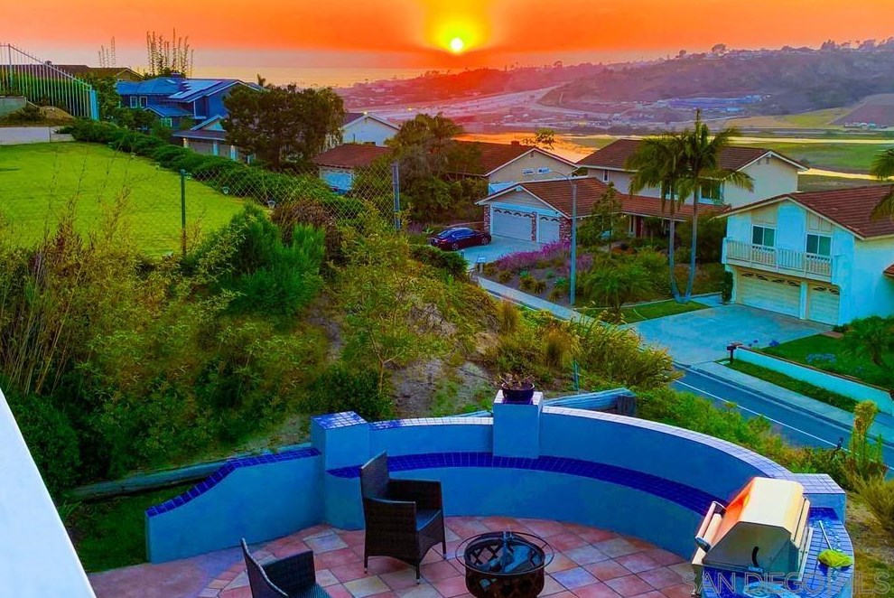 966 Santa Florencia, Solana Beach, CA 92075