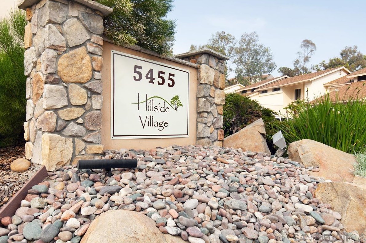 5455 Baltimore Dr 8, La Mesa, CA 91942