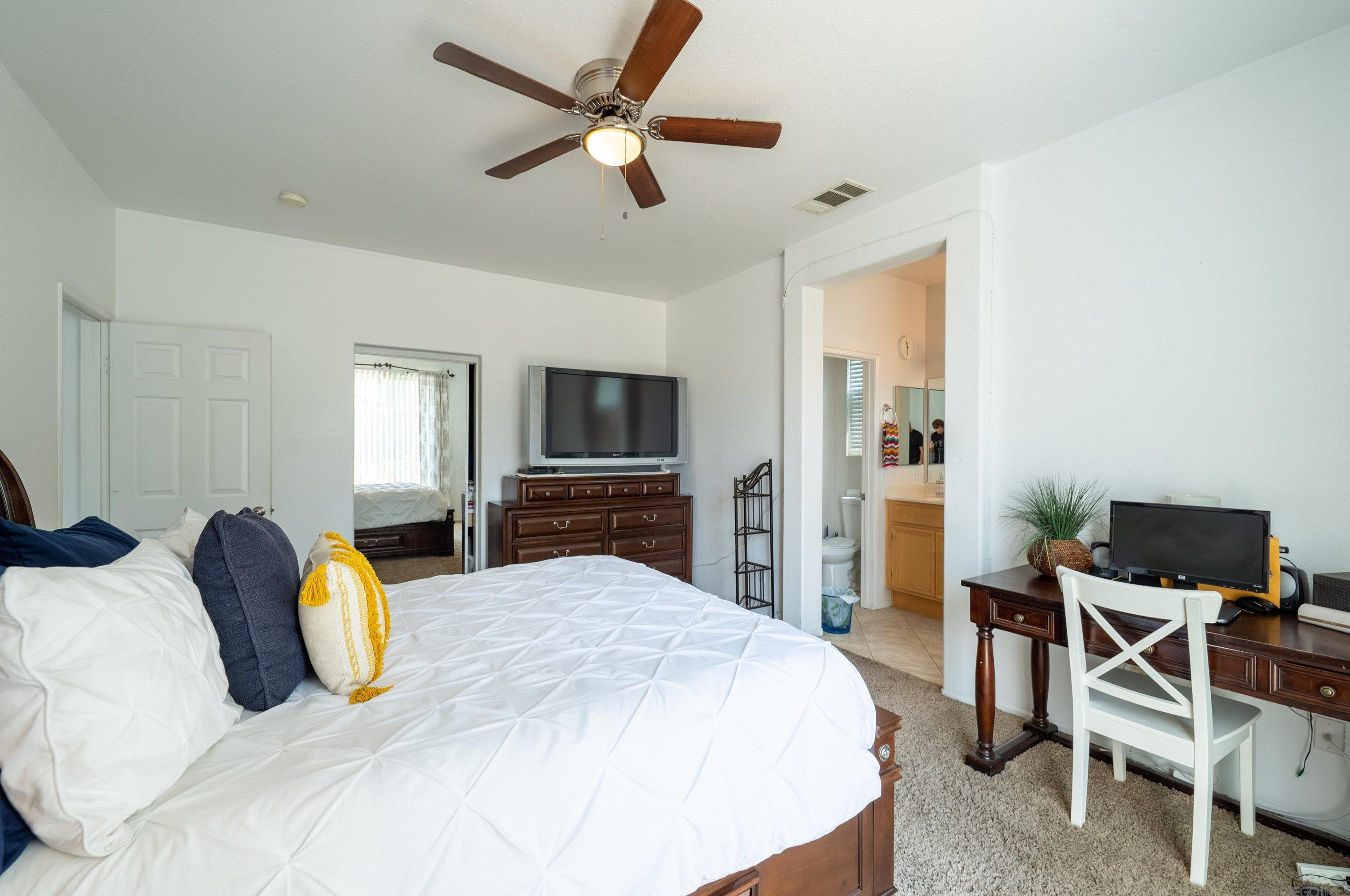 26057 Yearling Ct, Moreno Valley CA  92555-3364 exterior