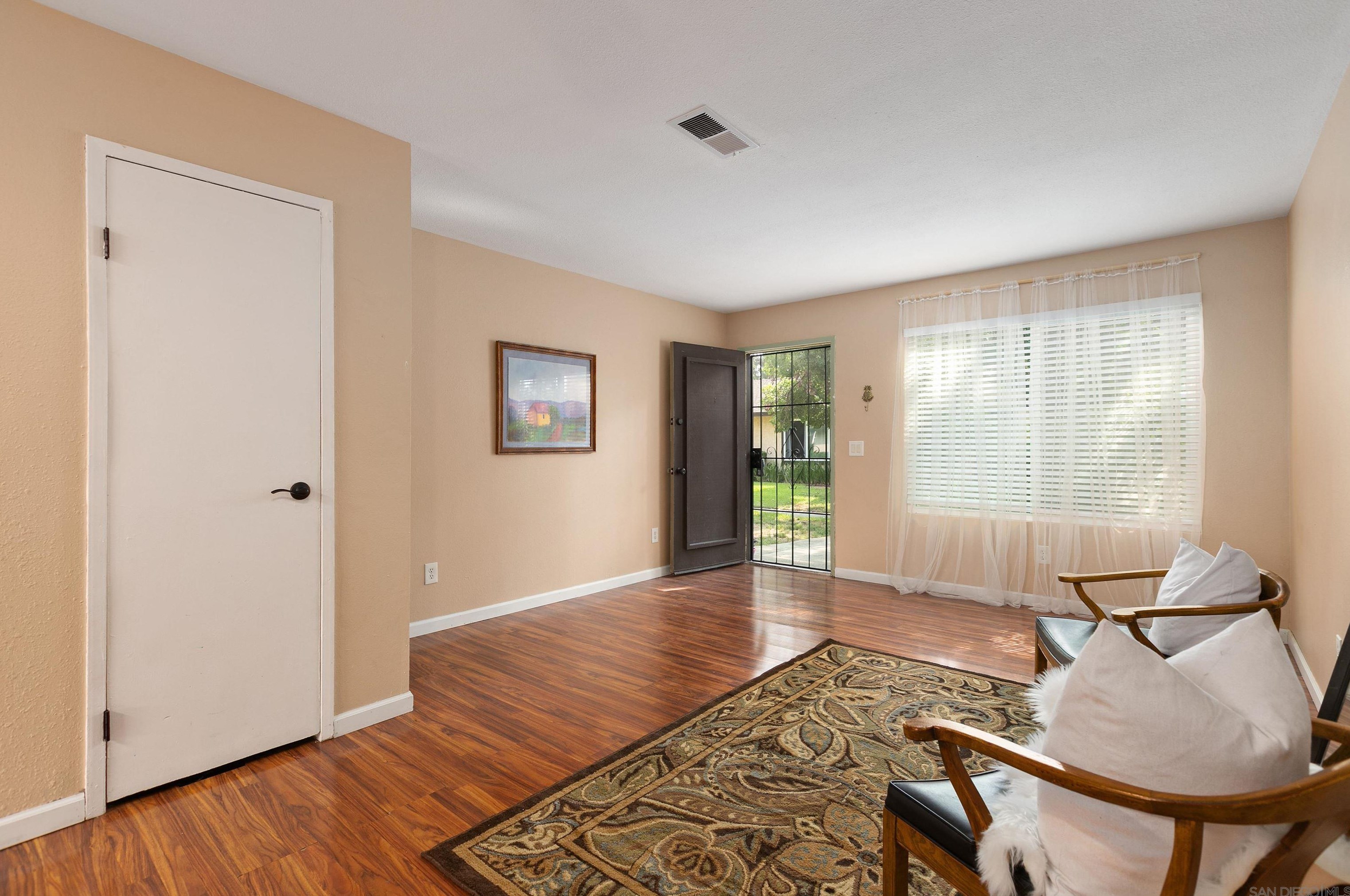 10157 Peaceful Ct, Santee, CA 92071