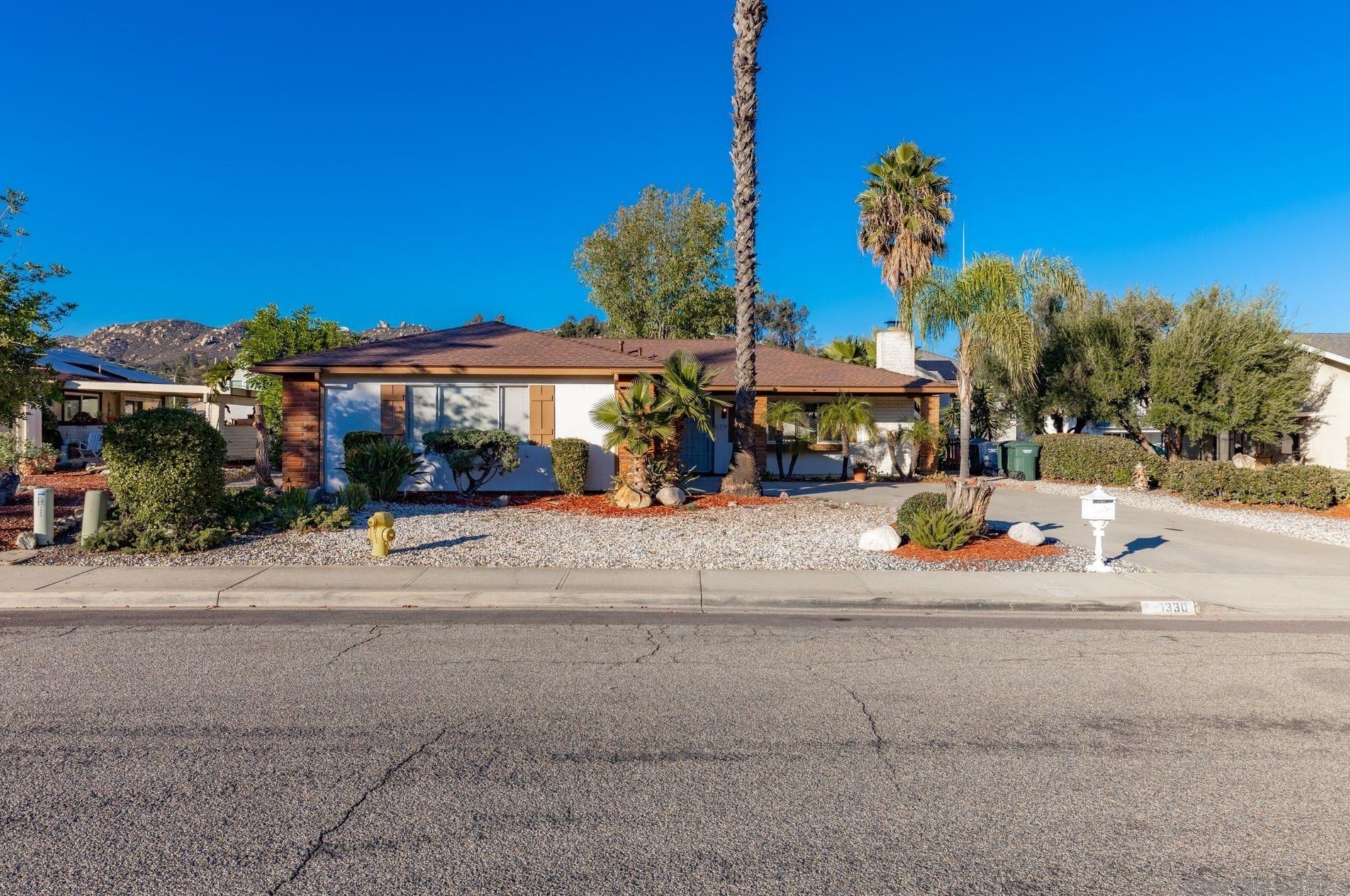 1330 La Mirada Ave, Escondido, CA 92026