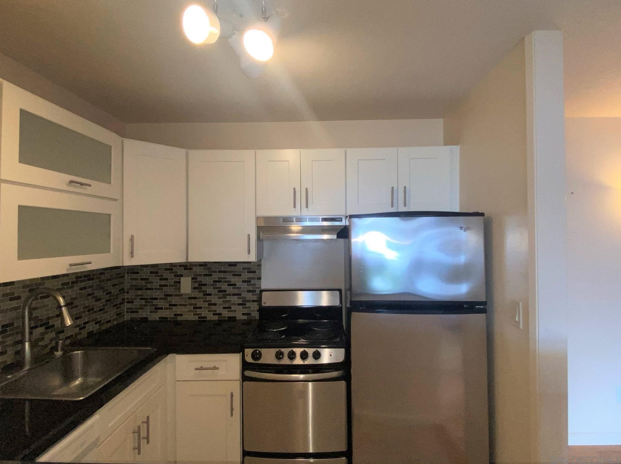 3 Admiral Dr #f260, Oakland, CA 94608